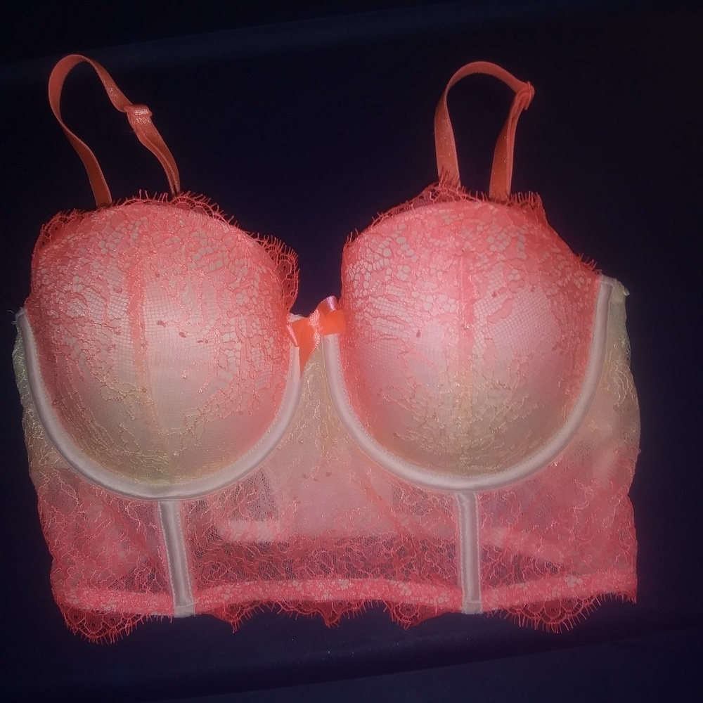 Victoria's Secret Very Sexy Balconet Size 32C